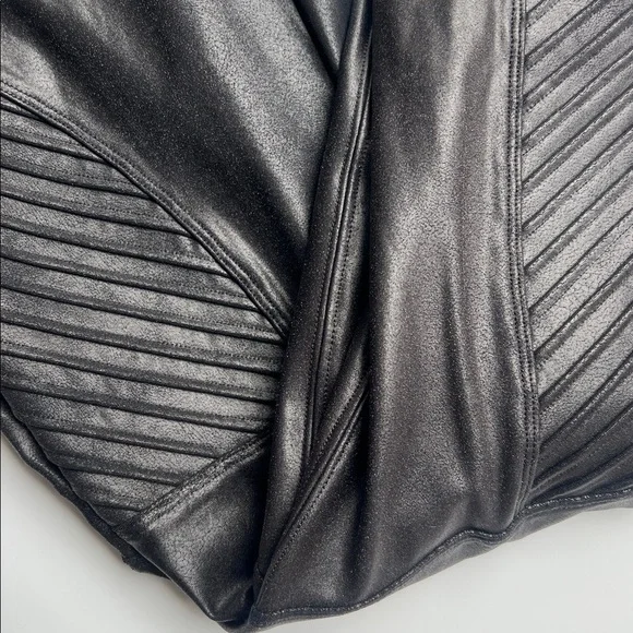 Spanx Faux Leather Moto Leggings in Black Size XL - Picture 14 of 17